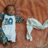 あおたろー生後1ヶ月から11ヶ月までオムツアートをしてみました。